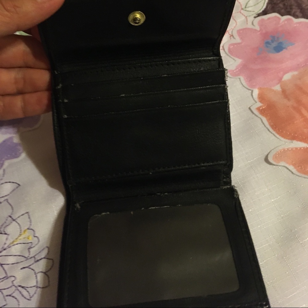 NEW WO TAG Genuine Leather Trifold snap button wallet